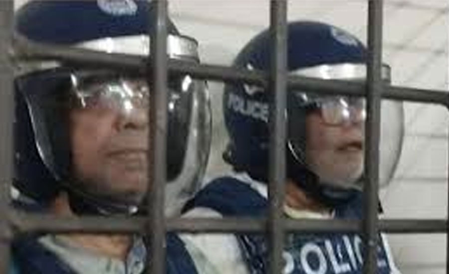 আনিসুল-সালমানের পক্ষে ছিল না কোনো আইনজীবী