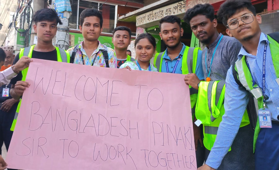 পিনাকী ভট্টাচার্যকে দেশে ফিরিয়ে আনার দাবি 