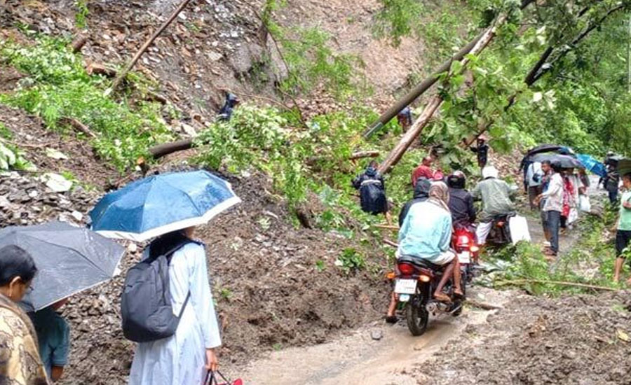 খাগড়াছড়িতে পাহাড়ধস, ঢাকার সঙ্গে যোগাযোগ বন্ধ