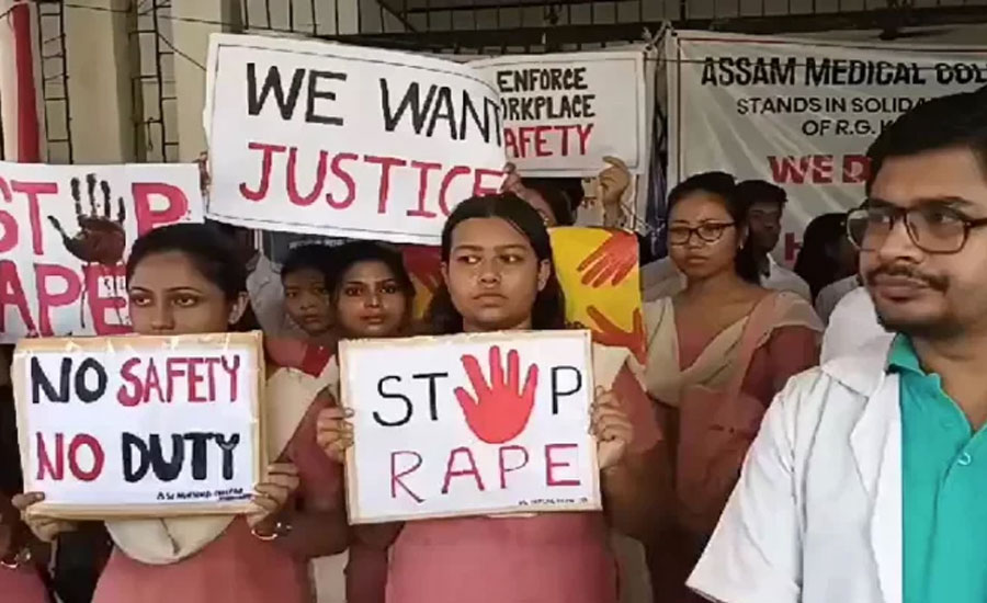 ভারতজুড়ে চিকিৎসক ধর্মঘট, অচল স্বাস্থ্যসেবা