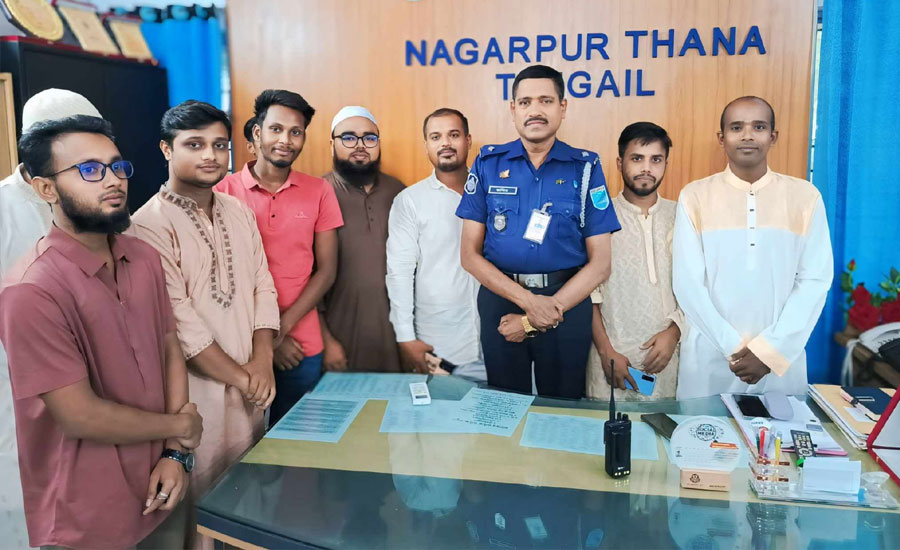 নাগরপুর থানার ওসি’র সাথে গণঅধিকার পরিষদ নেতৃবৃন্দের সৌজন্য সাক্ষাৎ