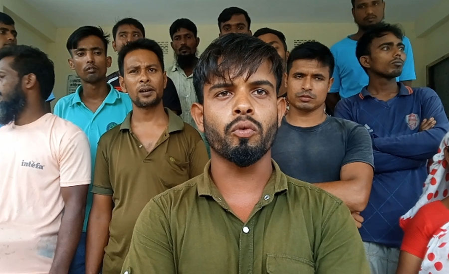 ঢোলারহাট ইউনিয়ন চেয়ারম্যানের পদত্যাগের দাবিতে অবরোধ কর্মসূচি পালন 