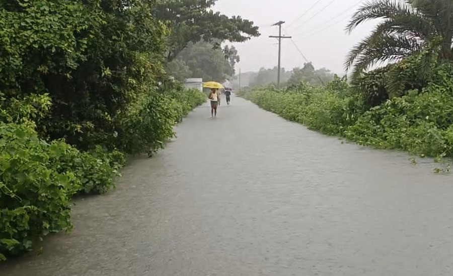 মেঘনা উপকুলীয় রায়পুরে শতাধিক গ্রাম প্লাবিত, ডুবে গেছে শিক্ষা প্রতিষ্ঠান-ফসল