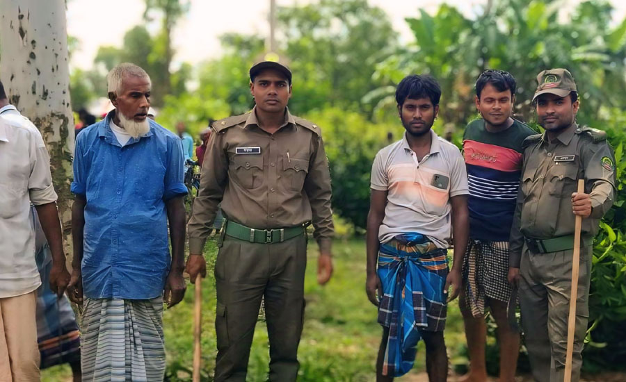 নবাবগঞ্জে বন বিভাগের ৩ একর জমি উদ্ধার