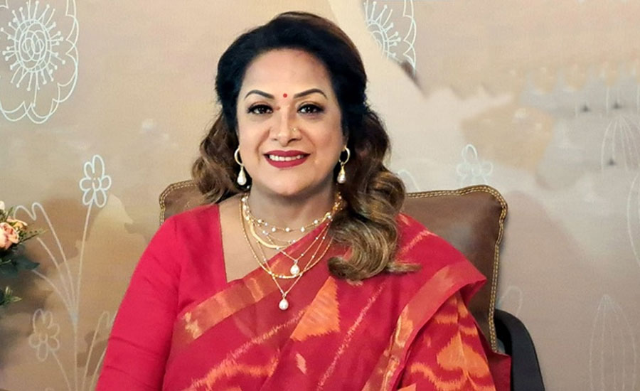 শিক্ষার্থীদের ওপর ‘গরম জল’ ঢালার অভিযোগ, মুখ খুললেন অরুণা বিশ্বাস