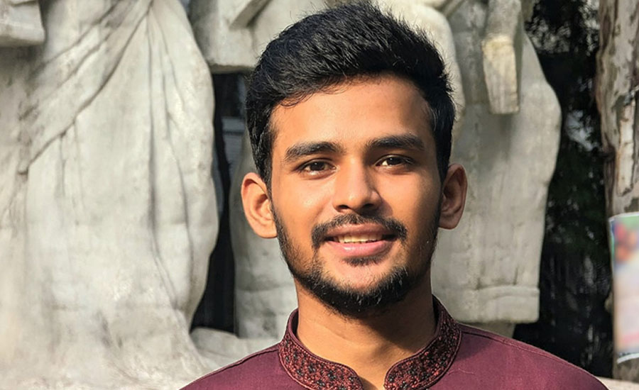 গণভবনকে জাদুঘরে রূপান্তরে আগামীকালের মধ্যে কমিটি: উপদেষ্টা আসিফ