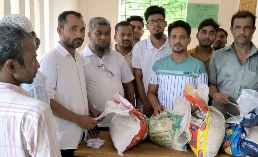 নোয়াখালীতে প্রবাসীদের অর্থায়নে বন্যার্তদের মাঝে ত্রান সামগ্রী বিতরণ 