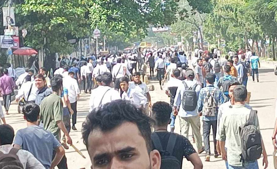 সায়েন্সল্যাবে দুই কলেজের শিক্ষার্থীদের মধ্যে সংঘর্ষ