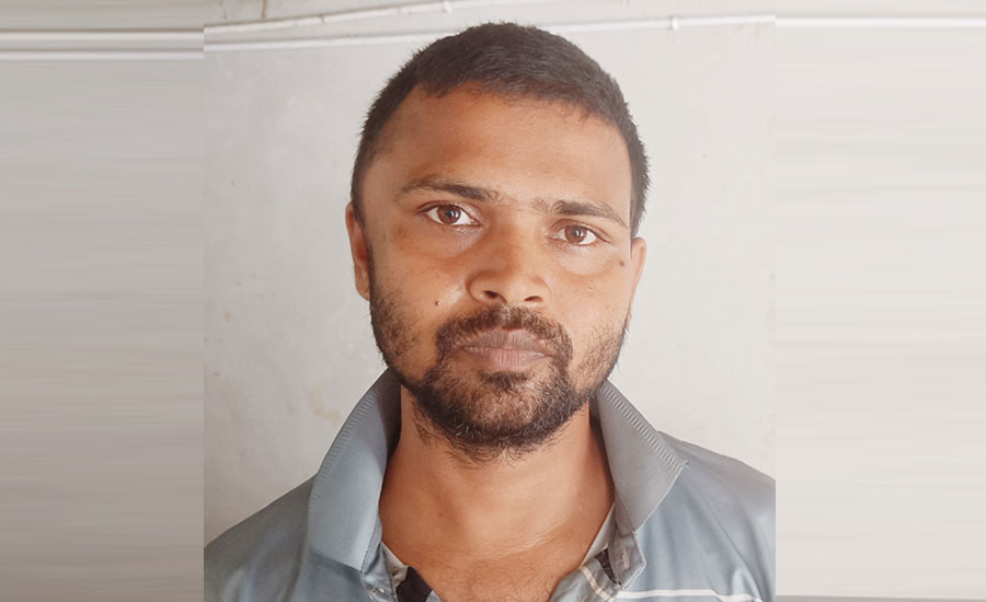 বাগমারায় ডিজিএফআইয়ের ভুয়া গ্রেপ্তারি পরোয়ানা দেখিয়ে চাঁদাবাজি আটক-১