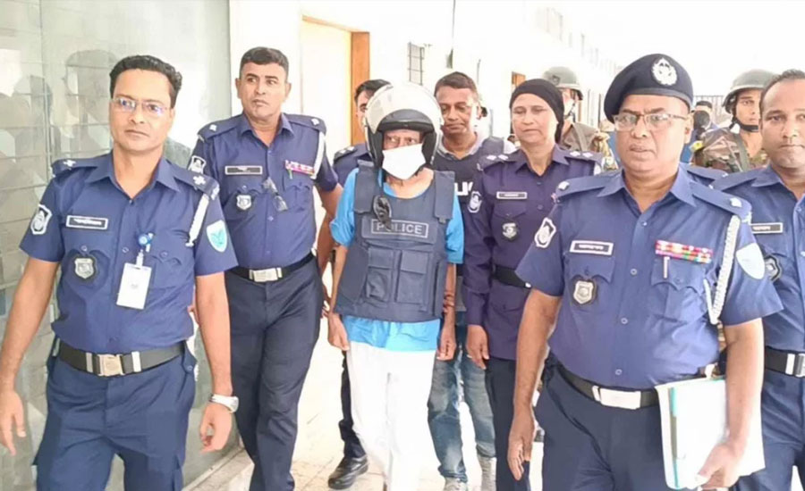 জামিন পেলেও এখনই ছাড়া পাচ্ছেন না বিচারপতি মানিক