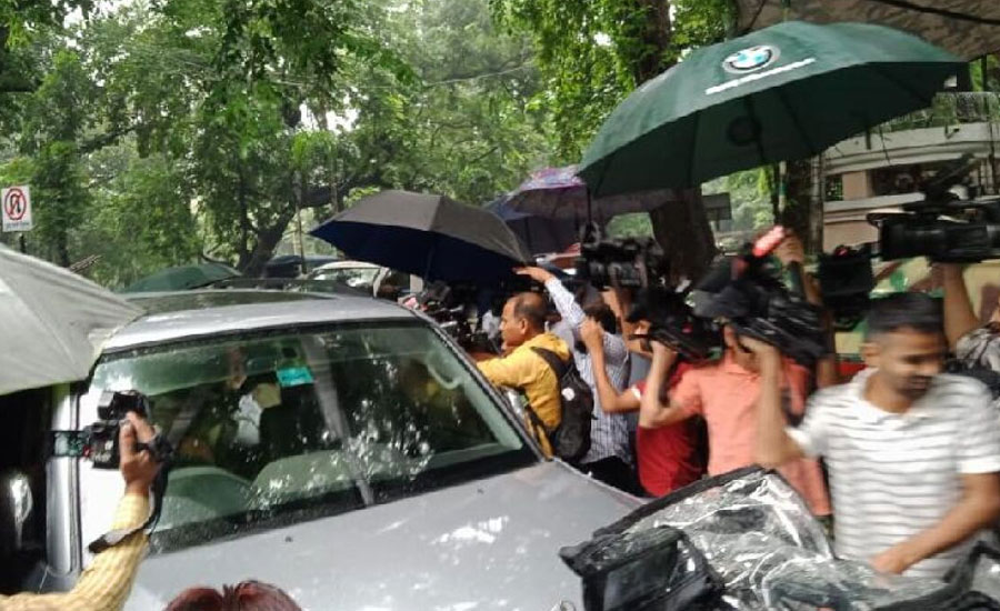 প্রধান উপদেষ্টার সঙ্গে সংলাপে কোন দলে কারা রয়েছেন