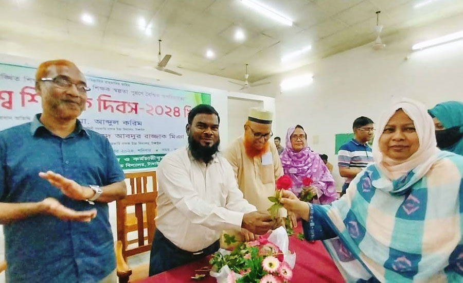 টাঙ্গাইলে যথাযোগ্য মর্যাদায় বিশ্ব শিক্ষক দিবস পালিত 