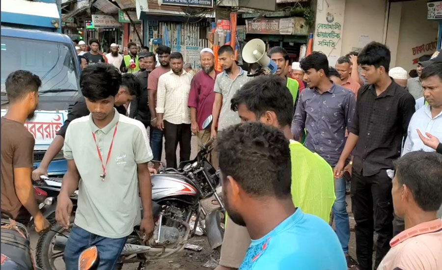 চৌমুহনী বাজারের যানযট নিরসনে ফুটপাত ও হকার উচ্ছেদ অভিযান