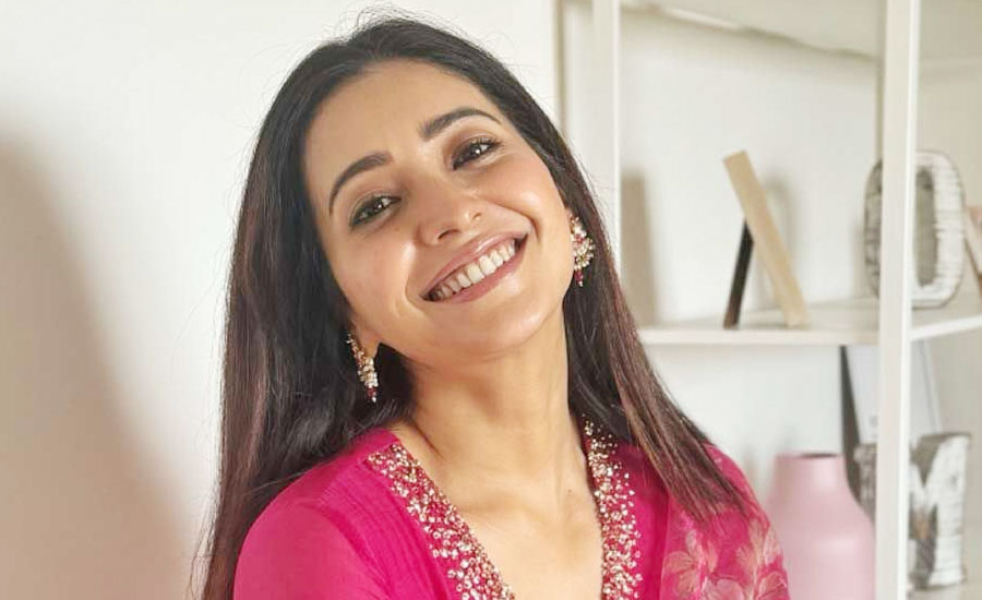 ‘ছোটপর্দার সব বড় তারকাই এসব করেছেন’