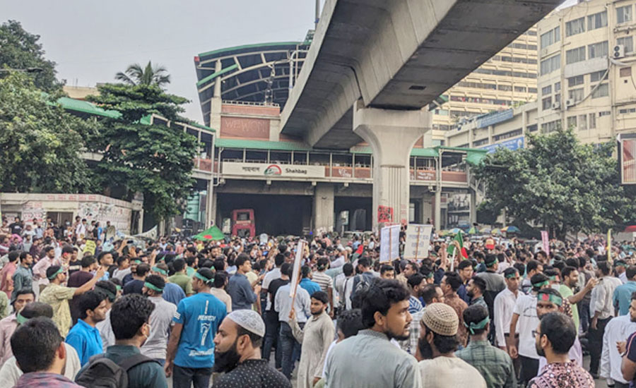 শাহবাগ অবরোধ, ভোগান্তি চরমে 