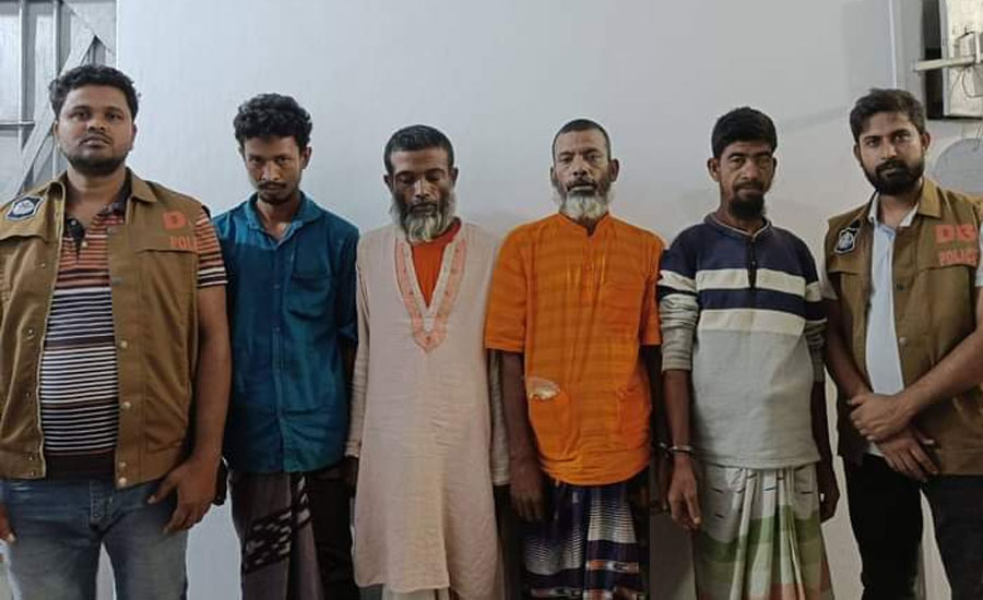 নাটোরে ডিবি পুলিশের পৃথক ২টি অভিযানে গাঁজা সহ ৪জন গ্রেফতার 