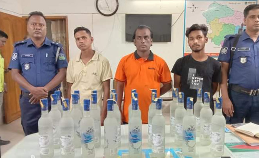শেরপুরে ভারতীয় মদসহ ৩ মাদক ব্যবসায়ী গ্রেফতার