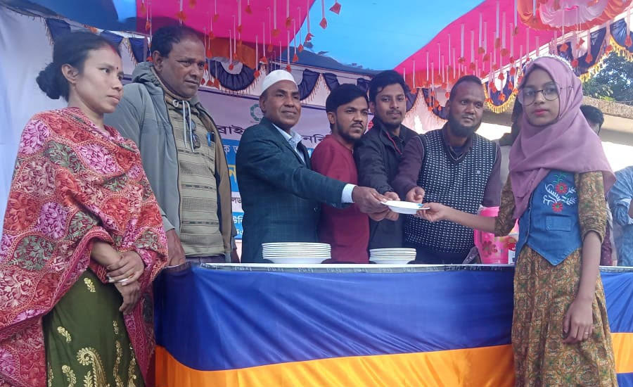 ভুরুঙ্গামারীতে বিবাহ নিবন্ধন ও ইতিবাচক অভিভাবকত্ব প্রচার অভিযান 