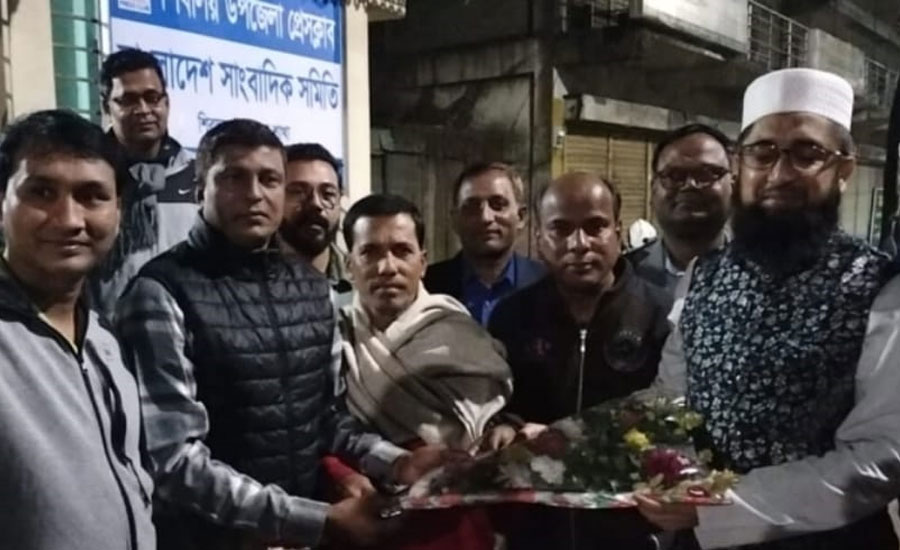 মানিকগঞ্জের শিবালয় উপজেলা প্রেসক্লাব পরিদর্শন ও সাংবাদিকদের সাথে মতবিনিময়