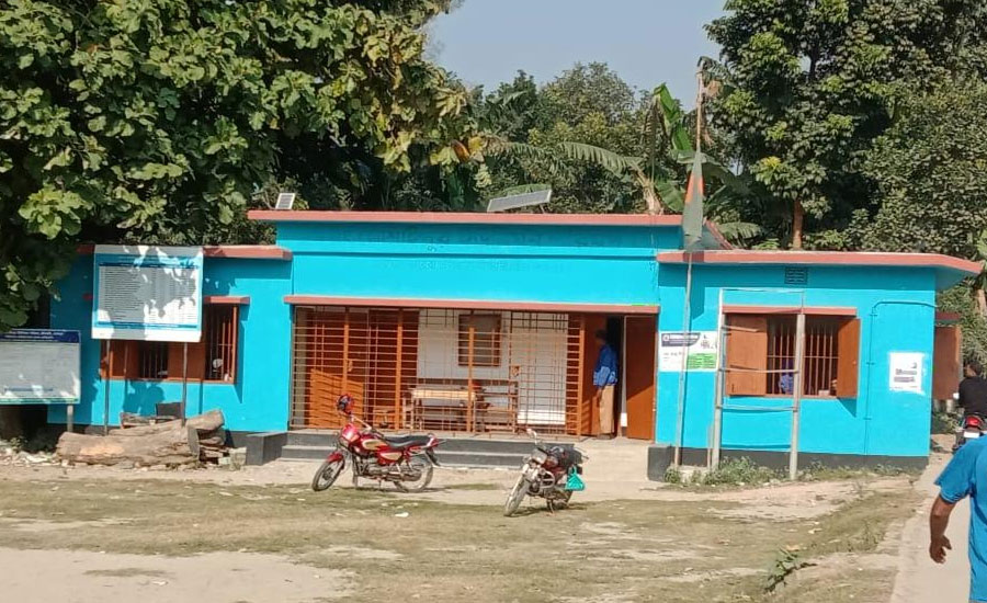 ইউপি চেয়ারম্যান পলাতক, নাগরিক সেবা বঞ্চিত তৃণমূল জনগোষ্ঠী