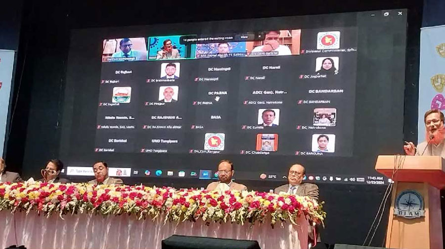 জনপ্রশাসন সংস্কার কমিশন প্রধানের পদত্যাগ দাবি
