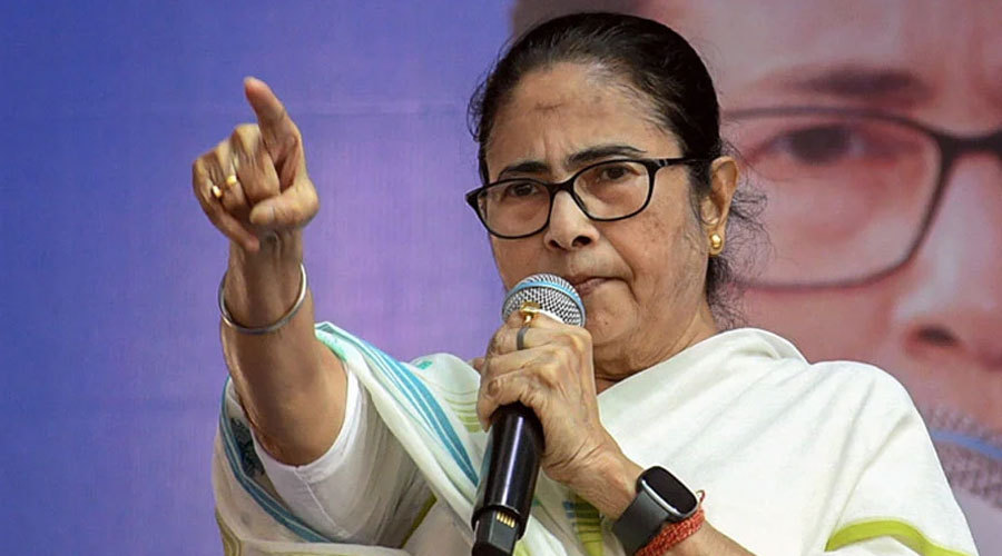 পশ্চিমবঙ্গকে অস্থিতিশীল করতে বাংলাদেশিদের প্রবেশ করাচ্ছে বিএসএফ: মমতা