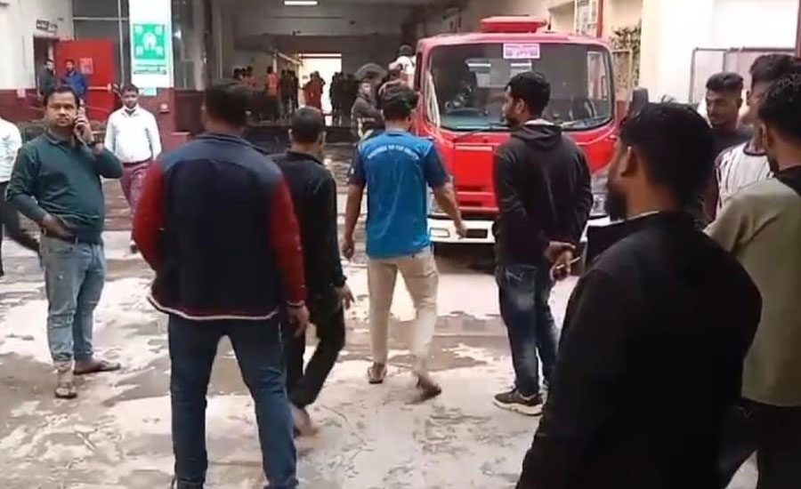 কাশিমপুরের মিতালি গার্মেন্টসে অগ্নিকাণ্ড, ব্যাপক ক্ষয়ক্ষতির আশঙ্কা