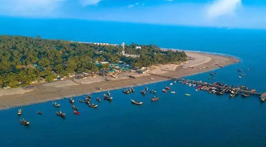 আরাকান আর্মির সেন্টমার্টিন দ্বীপ দখলের দাবি, যা জানা গেল