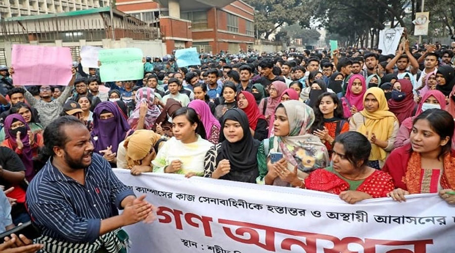 জবি শিক্ষার্থীদের অনশন প্রত্যাহার, কাল থেকে ‘শাটডাউন’