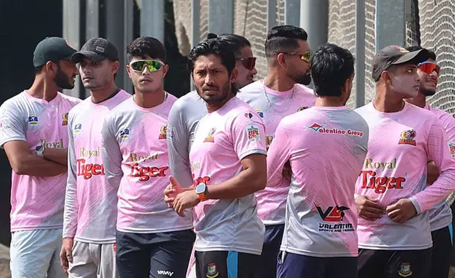 টাকা না পেয়ে রাজশাহী কেন প্রতিবাদ করল, অন‍্যরা কেন করে না