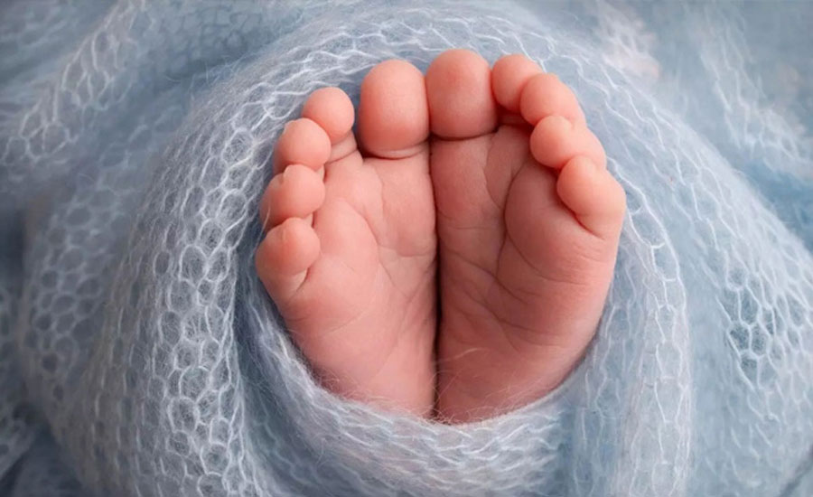 উলিপুরে বিস্কুট কিনে বাড়ি ফেরা হলো না শিশু আরশির!