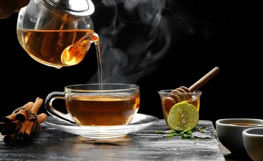 ঠান্ডা, সর্দি-কাশির উপশমে খেতে পারেন যেসব খাবার