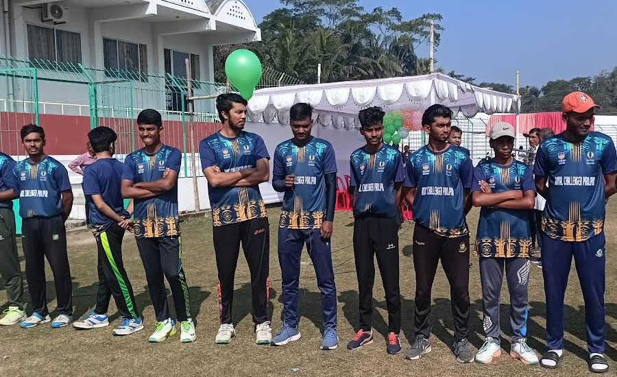 পিরোজপুরে তারুণ্যের উৎসব উপলক্ষে টি - টেন ক্রিকেট 