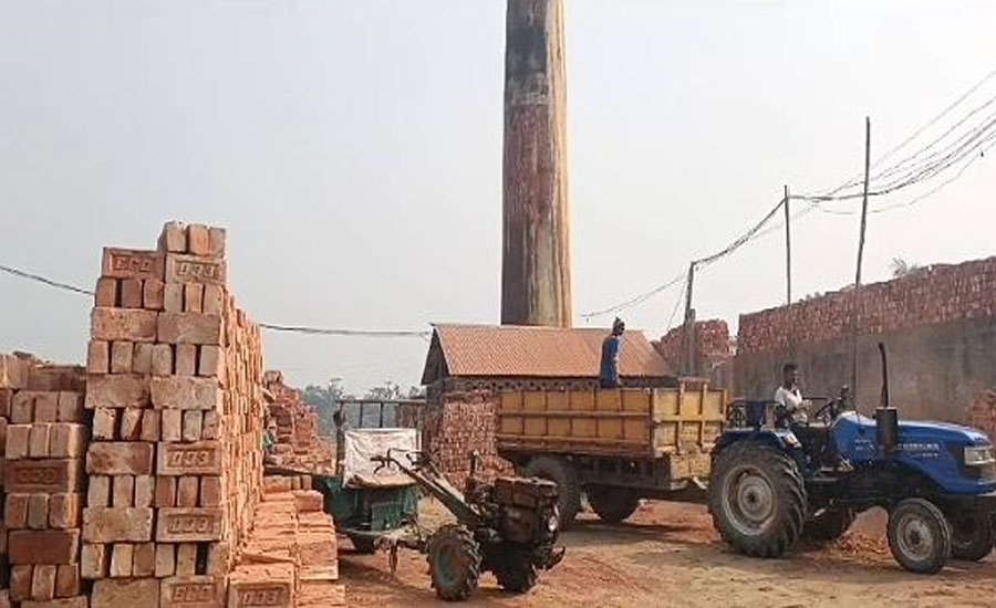 ময়মনসিংহে ছাড়পত্র ছাড়াই চলছে ৩ শতাধিক ইটভাটা