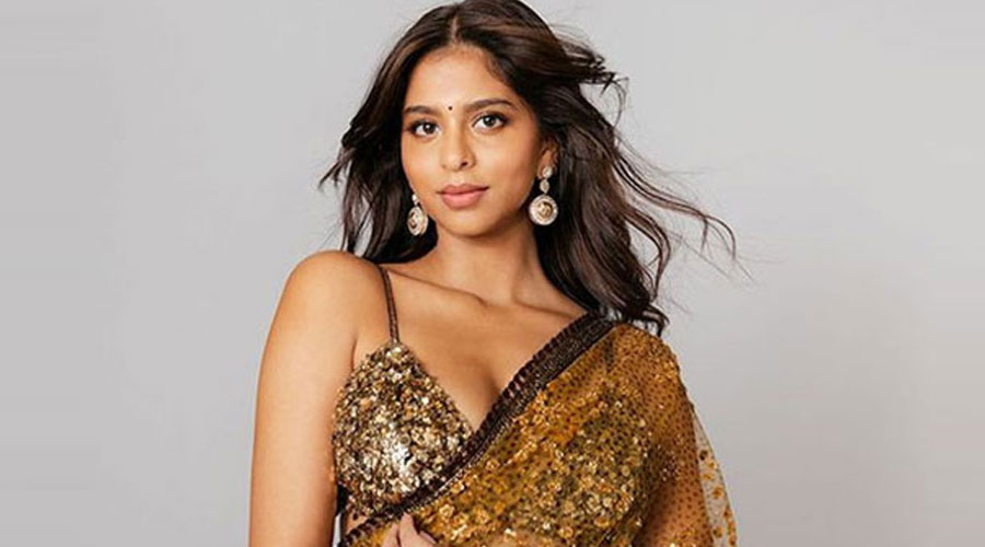 মোহনীয় লুকে শাহরুখ কন্যা সোহানা