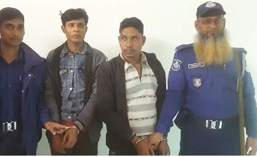 ভান্ডারিয়ায় মালামালসহ কুখ্যাত দুই ডাকাত আটক