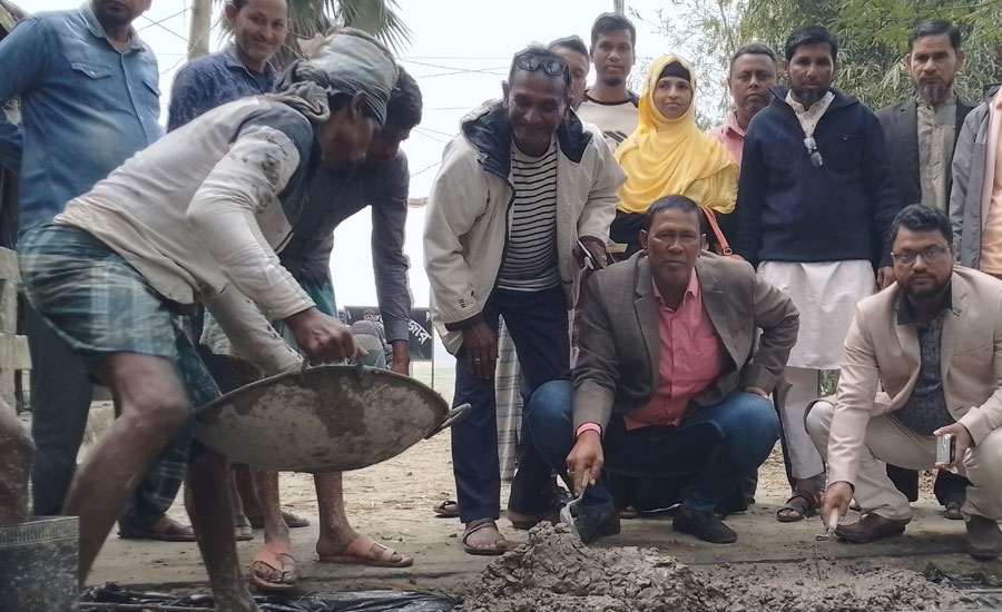 গলাচিপা সদর ইউনিয়নের বুড়িয়াবাদ গ্রামীণ  সংযোগ সড়ক রাস্তা উদ্বোধন