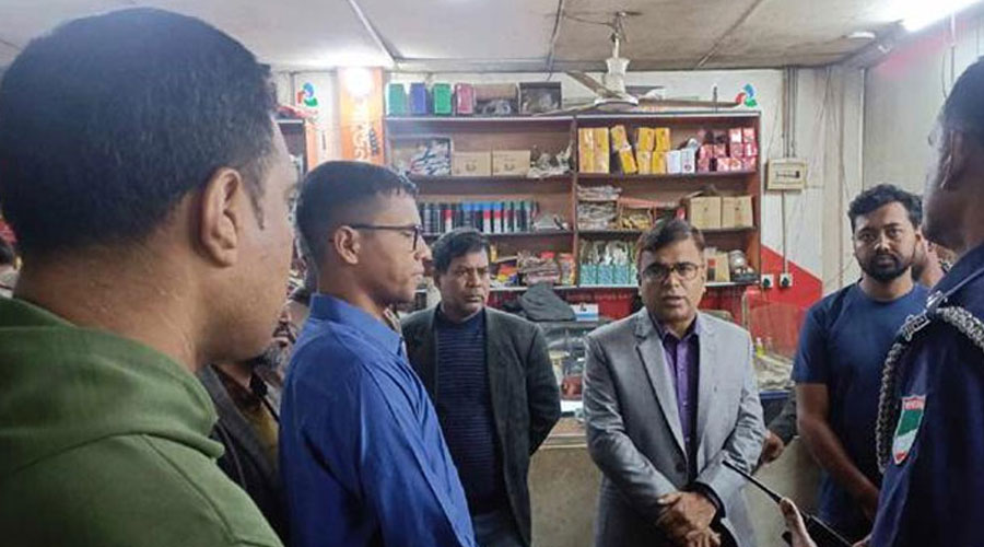 যশোরে পুলিশ চেকপোস্টের ২০০ গজের মধ্যে ডাকাতি, তিন পুলিশের ক্লোজড