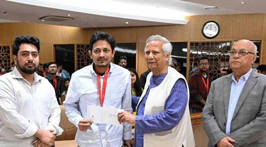 আহত ও শহীদ পরিবারকে রাষ্ট্রীয়ভাবে আর্থিক সহায়তা প্রদান শুরু
