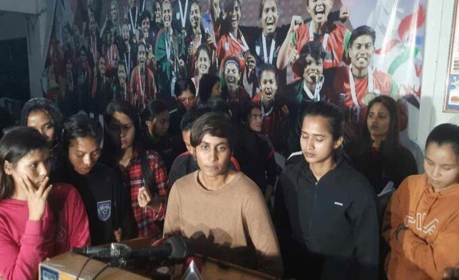 বিদ্রোহ করে কি হিতে বিপরীত হলো সাবিনাদের?