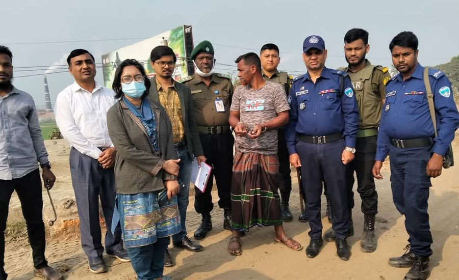 সরাইলে অবৈধভাবে কৃষিজমির মাটিকাটার দায়ে ১ লক্ষ টাকা জরিমানা