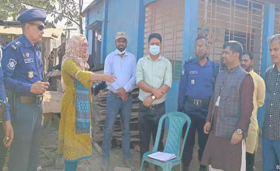 ময়মনসিংহের চর নিলক্ষীয়ায় গুড়িয়ে দিয়েছে অবৈধ ইটভাটা 