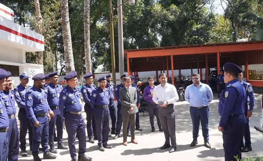 শ্রীবরদীতে জেলা প্রশাসকের বিভিন্ন সরকারি দপ্তর পরিদর্শন 