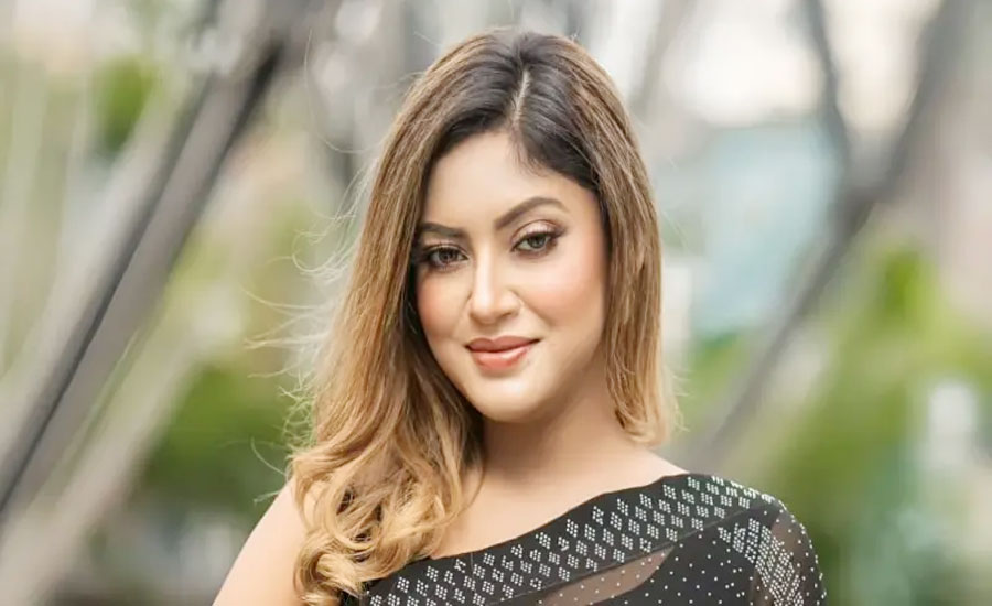 রোজা রাখার বয়স হয় নি, কেন বললেন মৌ খান?