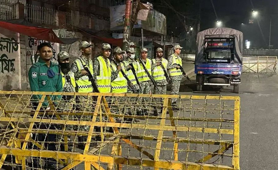 ঢাকায় হঠাৎ কেন অক্সিলারি ফোর্স নিয়োগ দিচ্ছে পুলিশ?
