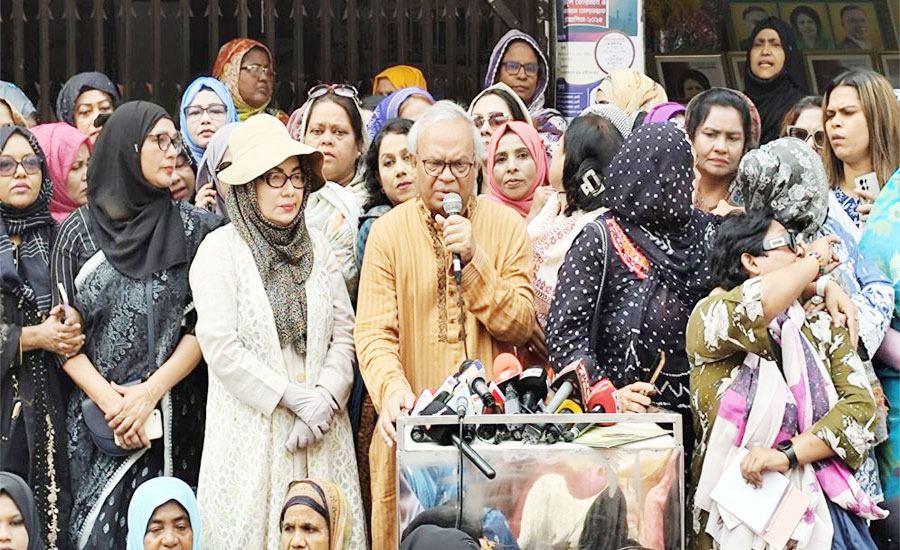 বিএনপির অভিযোগকে ব্যক্তিগতভাবে নেয় অন্তর্বর্তী সরকার: রিজভী