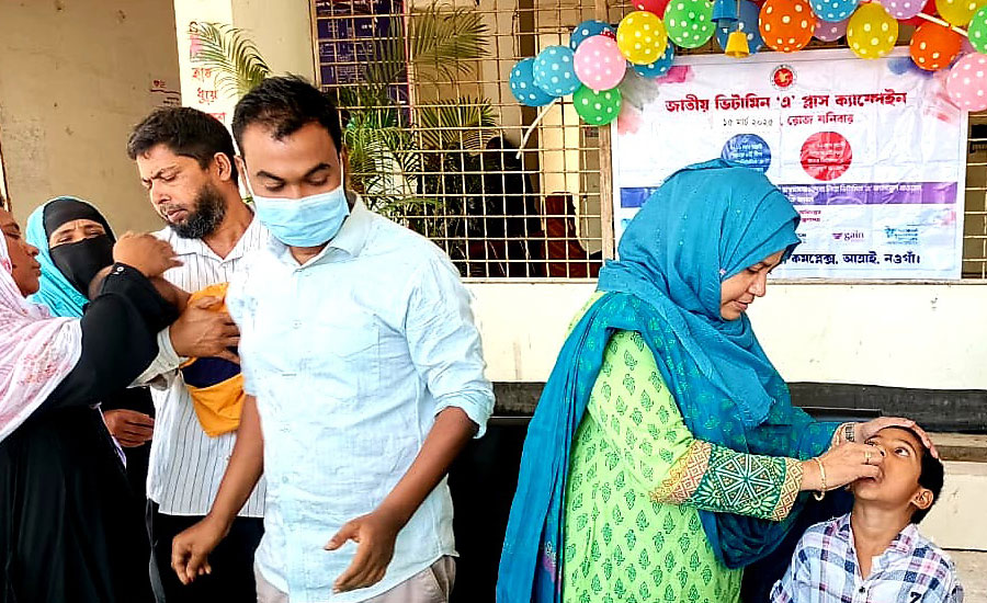 আত্রাইয়ে ভিটামিন “এ” প্লাস ক্যাম্পেইনের উদ্বোধন