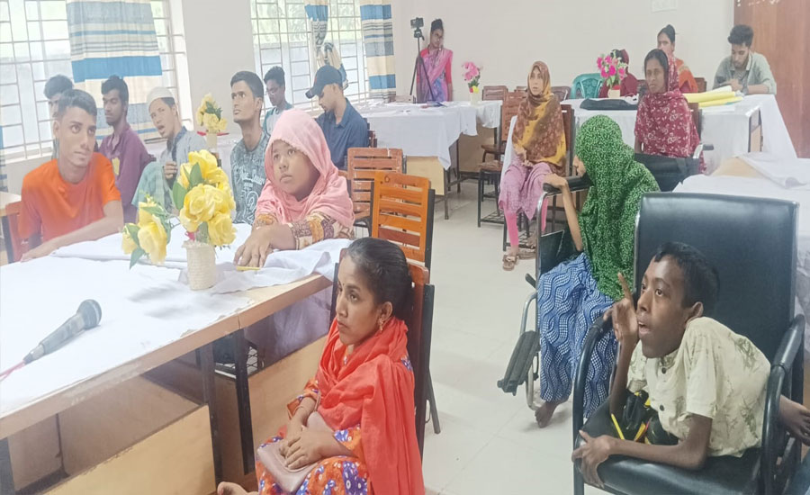 শ্যামনগরে প্রতিবন্ধী নারীদের জন্য ‘সমতায় তারুণ্য’ কর্মশালা অনুষ্ঠিত 