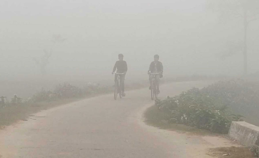 চৈত্রের খরতাপের মাঝেও কেন ঘন কুয়াশা পঞ্চগড়ে?