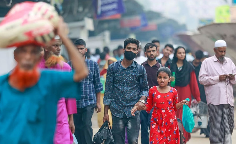 ফিরতে শুরু করেছেন নগরবাসী 